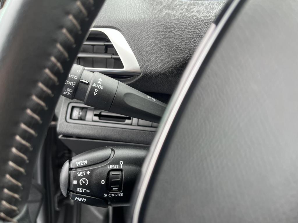peugeot 5008 1.5 hdi 130cv active business