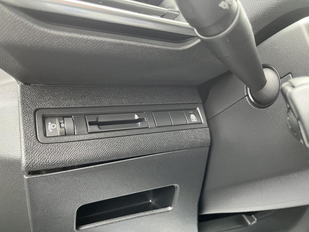 peugeot 5008 1.5 hdi 130cv active business