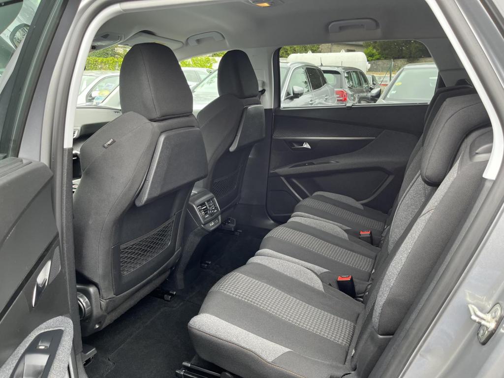 peugeot 5008 1.5 hdi 130cv active business