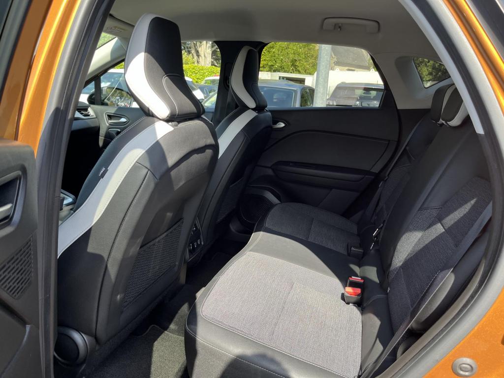 Renault captur 1.3 tce 130 edc intens