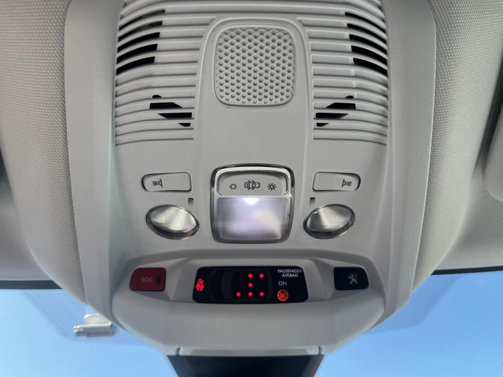 Peugeot 5008 1.5 hdi 130cv eat8 allure