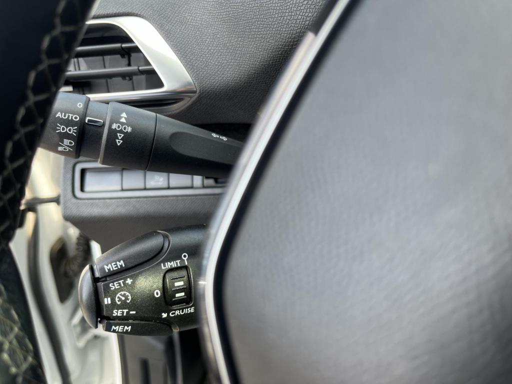 Peugeot 5008 1.5 hdi 130cv allure business
